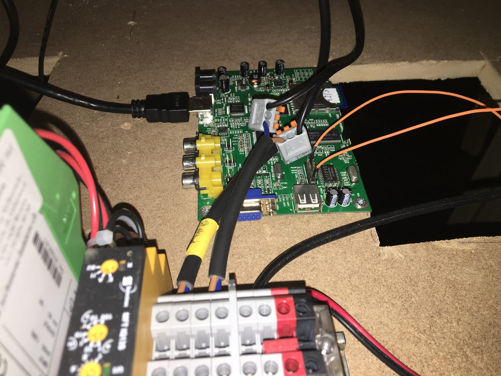 Électronique embarquée — L'Illustre Atelier (en cours de réalisation)