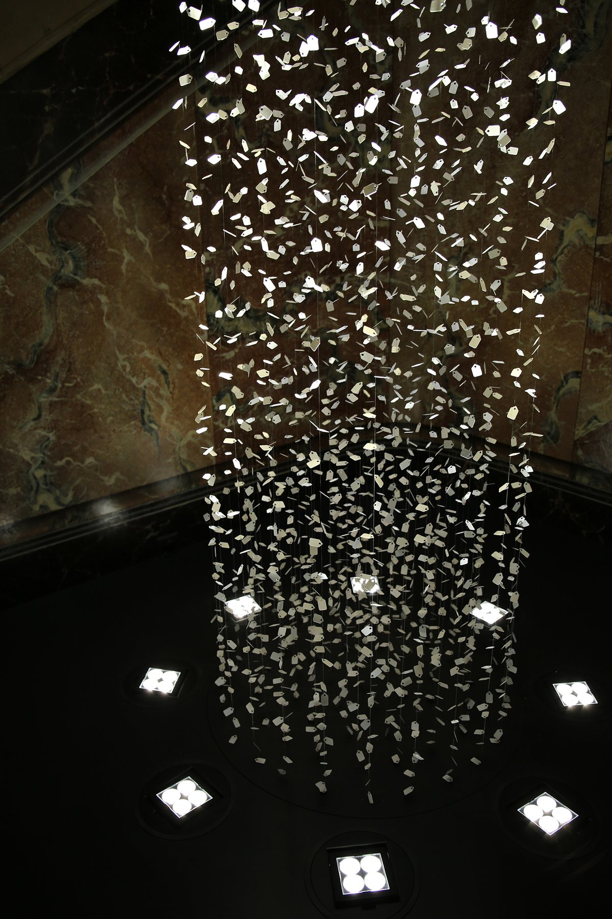 Œuvre suspension